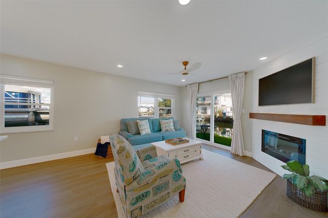 6403 LONNIE LEE LANE, Hudson, FL 34667