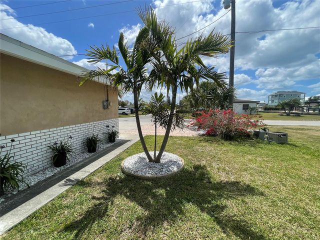 6403 LONNIE LEE LANE, Hudson, FL 34667