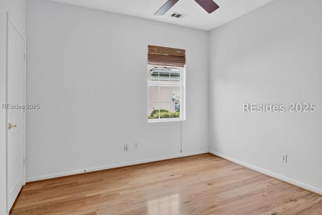 7 Clairborne Ct, Bluffton, SC 29909