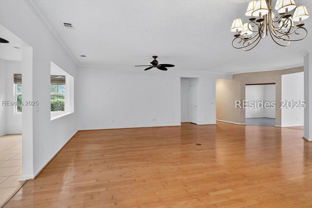 7 Clairborne Ct, Bluffton, SC 29909