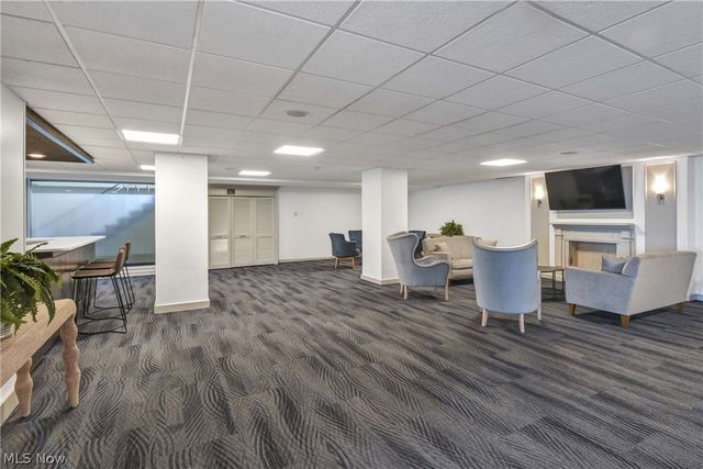 12700 Lake Avenue 408, Lakewood, OH 44107