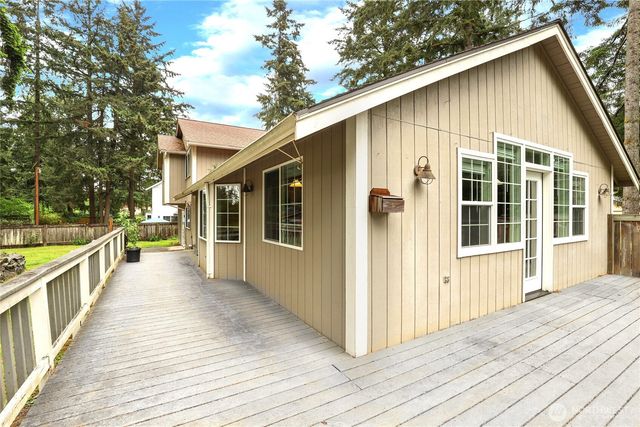 9306 Northwood Drive SE, Olympia, WA 98513