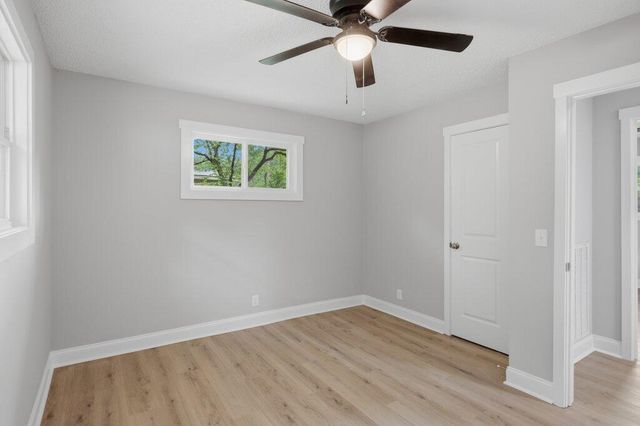 1013 Greenhill Drive, Rossville, GA 30741