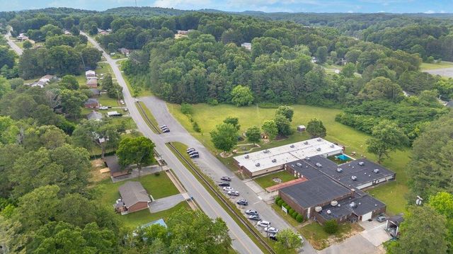 1013 Greenhill Drive, Rossville, GA 30741