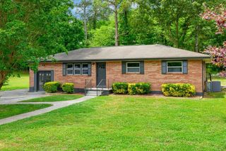 1013 Greenhill Drive, Rossville, GA 30741