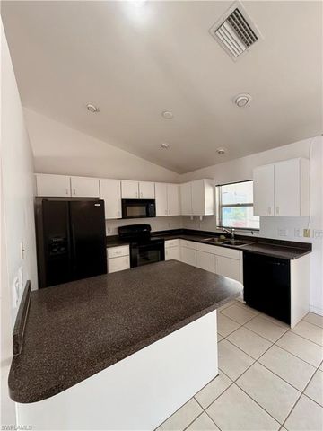 4620 SW 13th AVE, Cape Coral, FL 33914