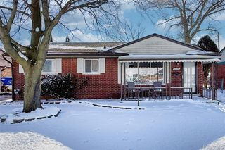 32429 Hazelwood Avenue, Westland, MI 48186