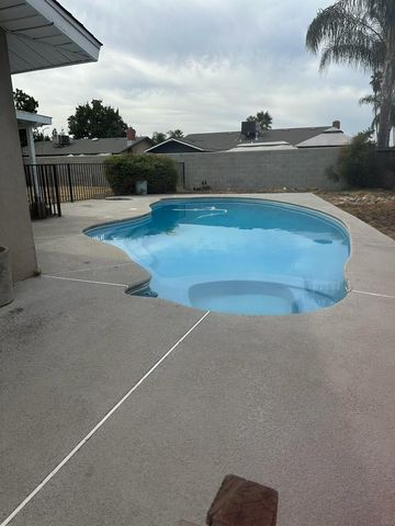 3060 Sylmar Avenue, Clovis, CA 93612