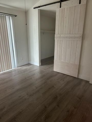 3060 Sylmar Avenue, Clovis, CA 93612