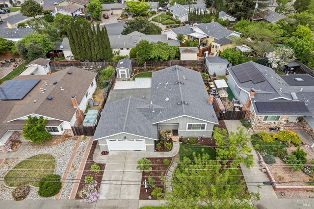 1260 Sierra Ave, Napa, CA 94558