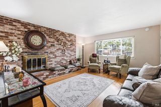 1260 Sierra Ave, Napa, CA 94558