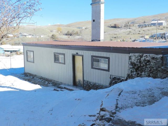 36 Blue Camas Road, Salmon, ID 83467