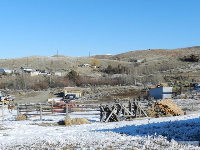 36 Blue Camas Road, Salmon, ID 83467