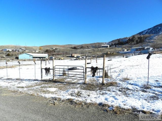 36 Blue Camas Road, Salmon, ID 83467