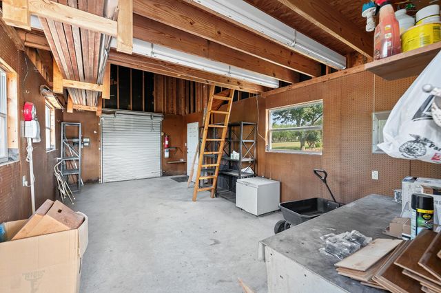 208 Blanco DR, Hutto, TX 78634