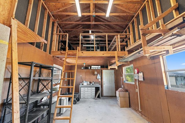 208 Blanco DR, Hutto, TX 78634