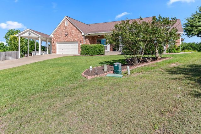 208 Blanco DR, Hutto, TX 78634