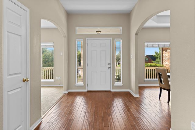 208 Blanco DR, Hutto, TX 78634