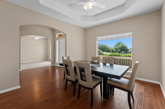 208 Blanco DR, Hutto, TX 78634