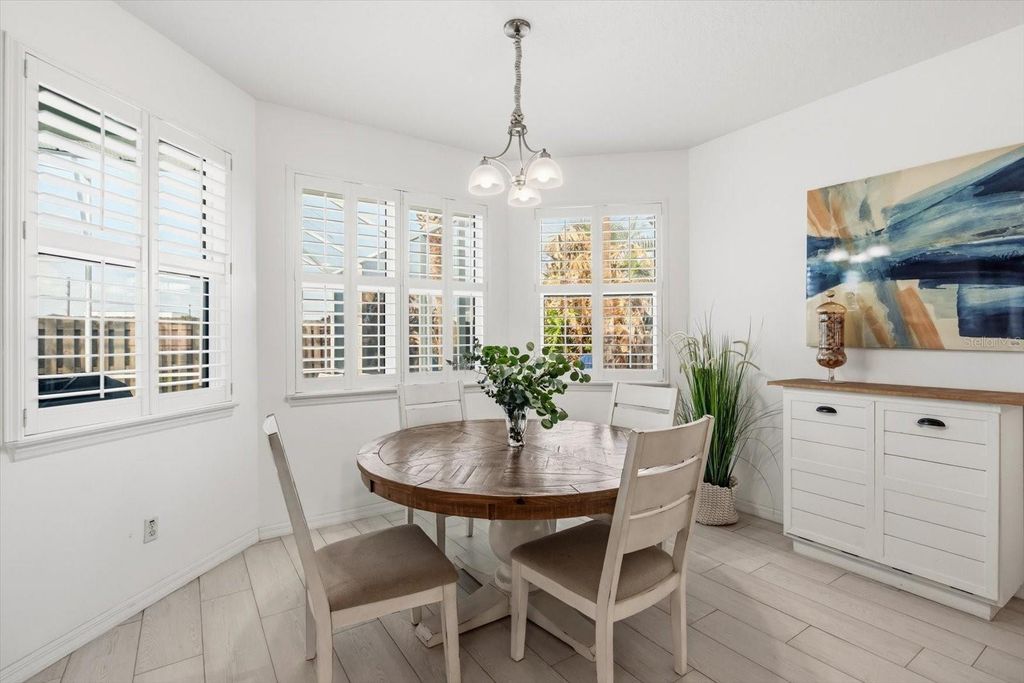 Image 6 of property listing at 4724 VAN KLEECK DRIVE, New Smyrna Beach, FL 32169