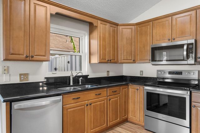 4527 NEW DAWN COURT, Lutz, FL 33558