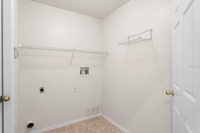 4527 NEW DAWN COURT, Lutz, FL 33558