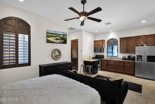 6831 E PARADISE Drive, Scottsdale, AZ 85254