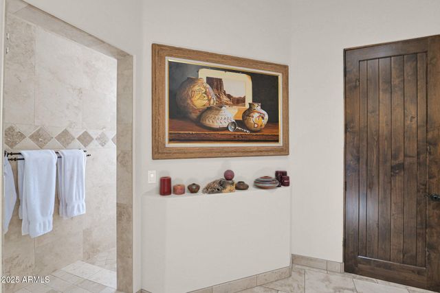 6831 E PARADISE Drive, Scottsdale, AZ 85254