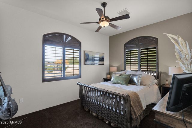 6831 E PARADISE Drive, Scottsdale, AZ 85254