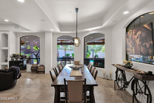 6831 E PARADISE Drive, Scottsdale, AZ 85254