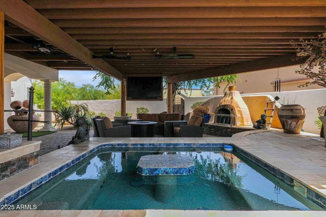 6831 E PARADISE Drive, Scottsdale, AZ 85254