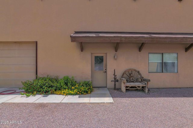 6831 E PARADISE Drive, Scottsdale, AZ 85254