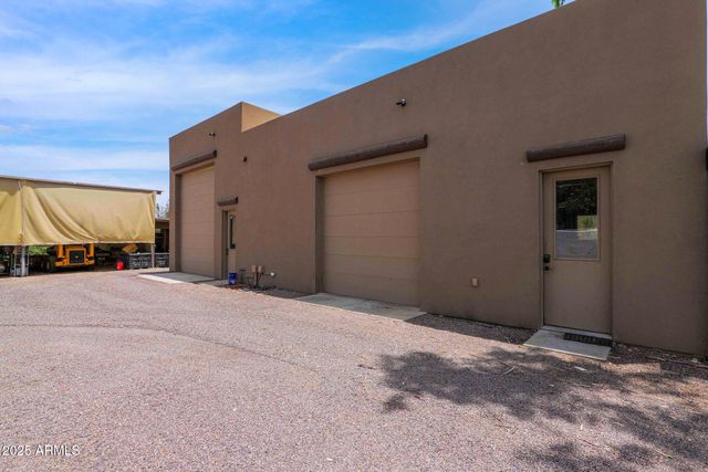 6831 E PARADISE Drive, Scottsdale, AZ 85254