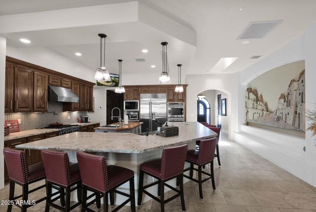 6831 E PARADISE Drive, Scottsdale, AZ 85254