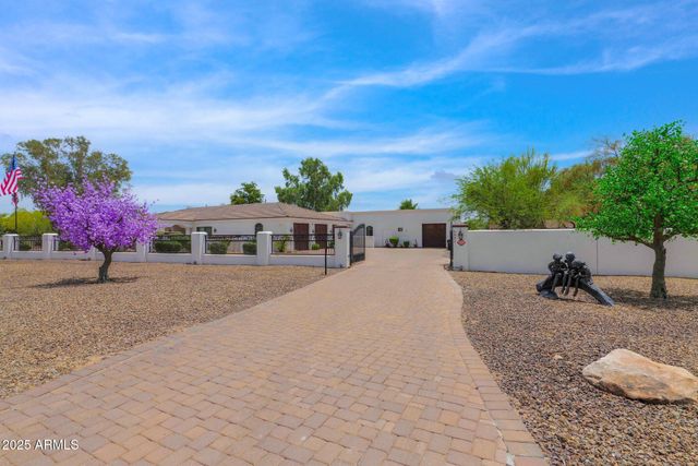 6831 E PARADISE Drive, Scottsdale, AZ 85254