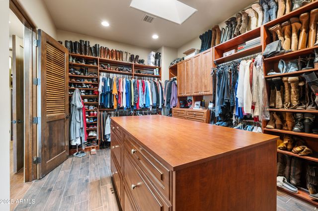 6831 E PARADISE Drive, Scottsdale, AZ 85254