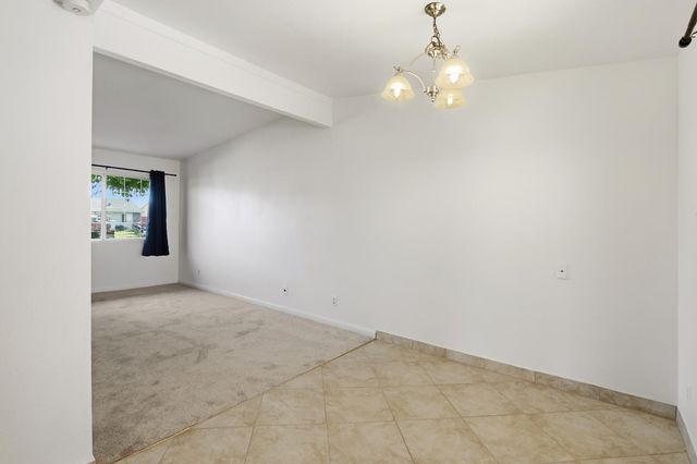 3812 Moonbeam Dr, Sacramento, CA 95827