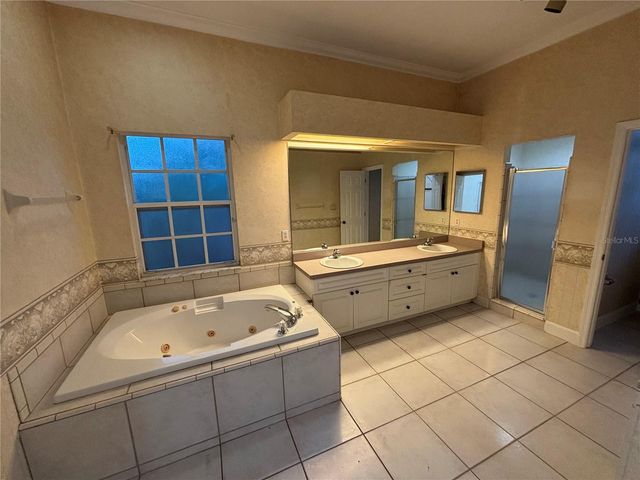 5520 NW 80TH AVENUE, Gainesville, FL 32653