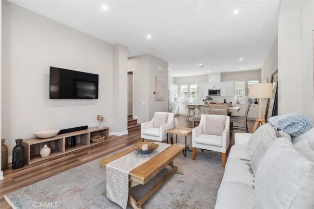 1311 W Cara, Anaheim, CA 92805