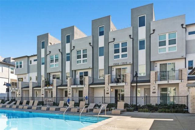 1311 W Cara, Anaheim, CA 92805