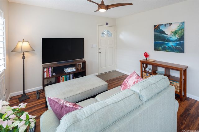 94-1370 Kulewa Loop 11C, Waipahu, HI 96797