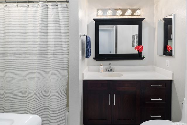 94-1370 Kulewa Loop 11C, Waipahu, HI 96797