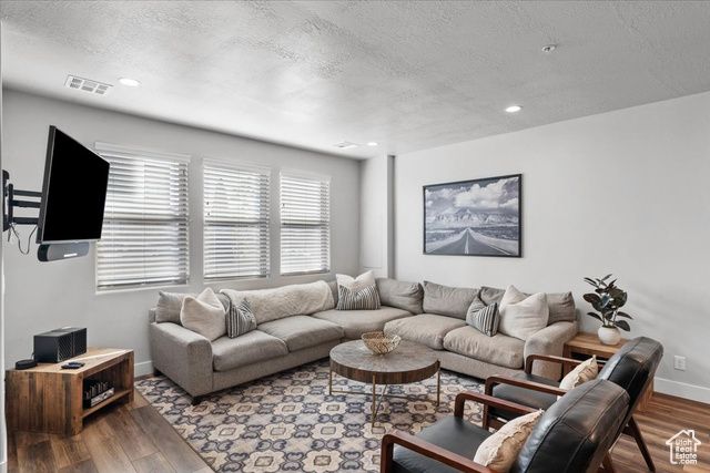 2279 N PARK DR, Washington, UT 84780