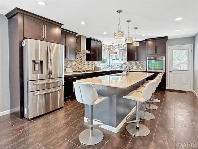 362 Round Tower Drive, Cottleville, MO 63304