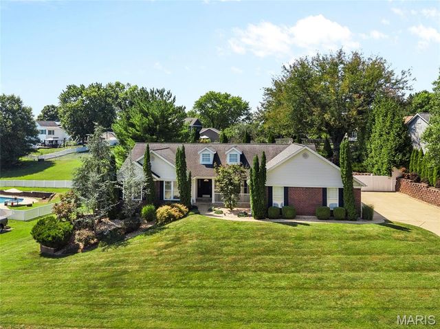 362 Round Tower Drive, Cottleville, MO 63304