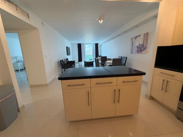 19390 COLLINS Avenue 1603, Sunny Isles Beach, FL 33160