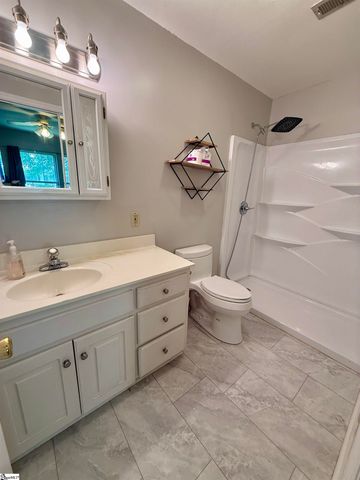 222 South Street, Woodruff, SC 29388