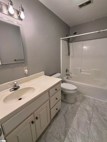 222 South Street, Woodruff, SC 29388