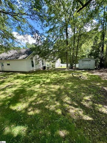 222 South Street, Woodruff, SC 29388