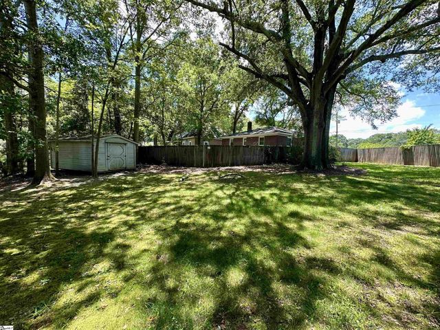 222 South Street, Woodruff, SC 29388